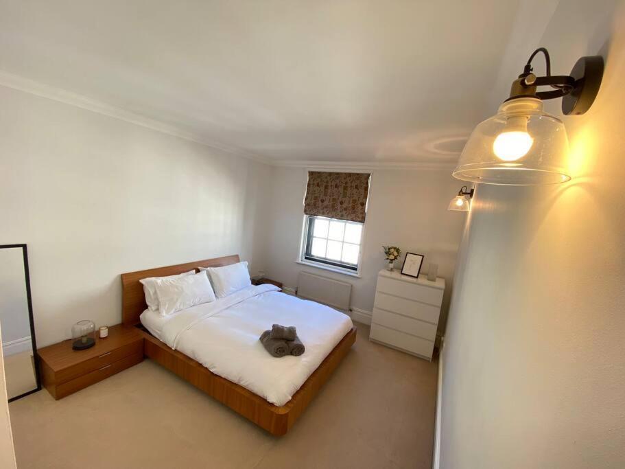 דירות לונדון Wonderful Baker Street Flat! מראה חיצוני תמונה